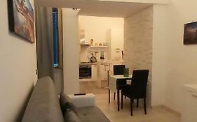 Suite 332